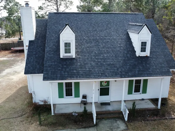 210 Cuddles Ct, Lexington, SC 29072