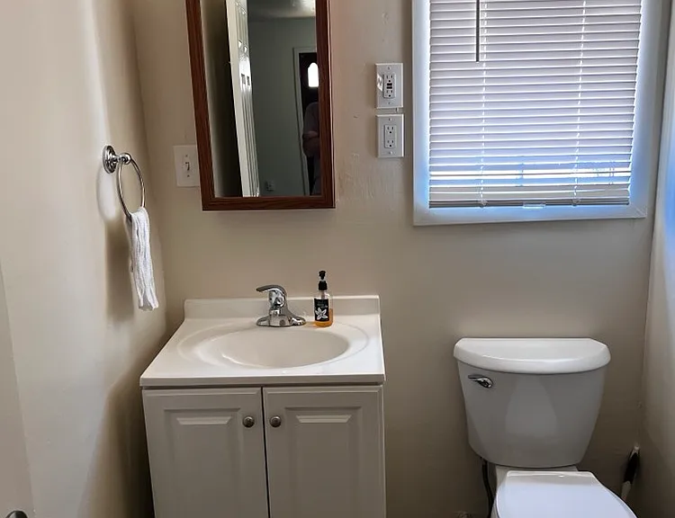 300 Hughes Ln #1/2 — Photo 7