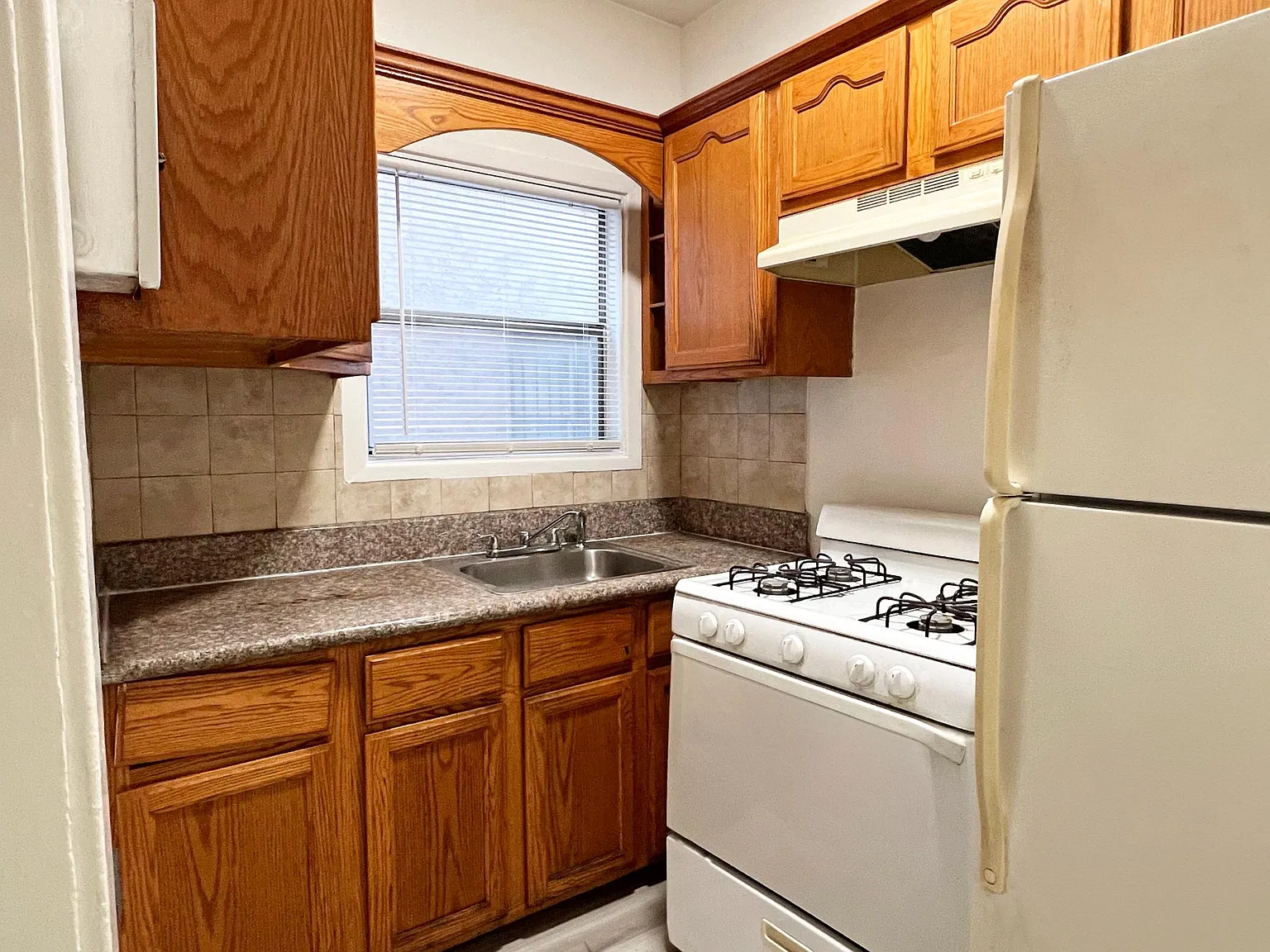 1 bed, 425 sqft, $1,295 — Photo 4