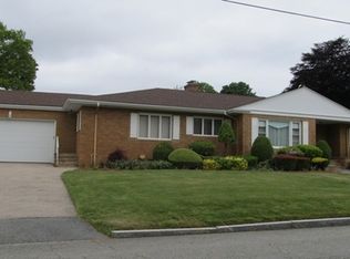 66 Milton St, Fall River, MA 02720