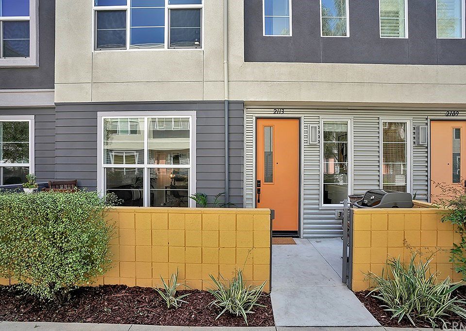1st image of 2113 W Place Dr