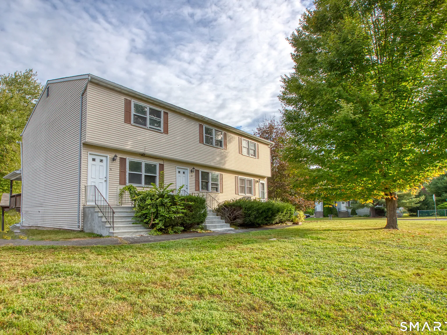 2 bed, 1.5 bath, 1144 sqft, $2,250 — Photo 2