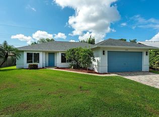 1082 Capri Dr, Naples, FL 34103