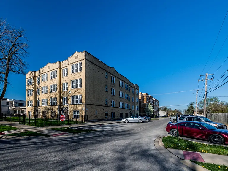 404 School — Photo 8