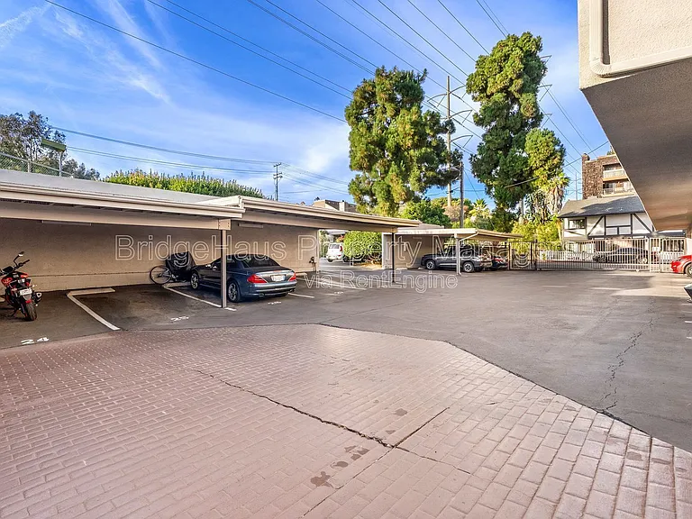 5750 Friars Rd #204 — Photo 34