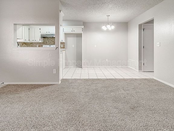 4th image of 129 SE 42nd St #2