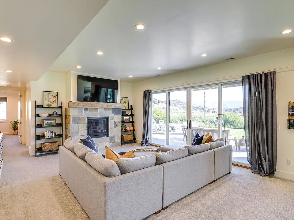 1202 Homestead Dr #ID1596242P