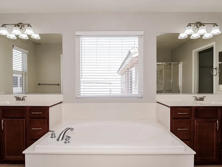 9021 Norwood Creek Rd — Photo 13