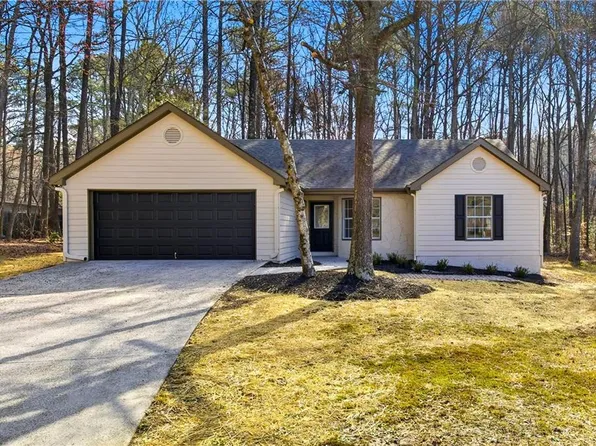 3050 Dove Chase Ct, Snellville, GA 30039