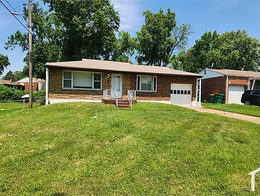 1117 Oran Dr — Photo 1