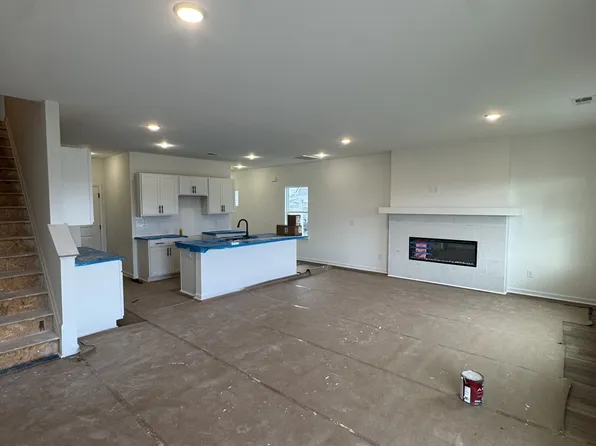 2315 Juneau Ln, Columbia, TN 38401