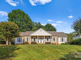 6701 Brynwood Dr, Charlotte, NC 28226