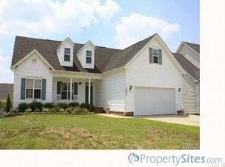 1660 Maizefield Ln, Fuquay Varina, NC 27526