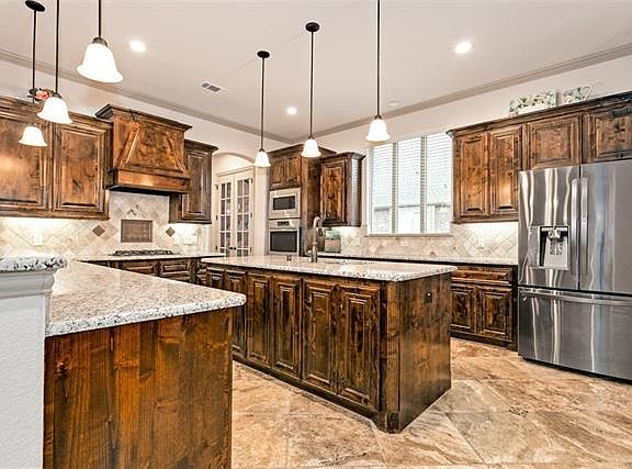 5th image of 1816 Berkley Dr