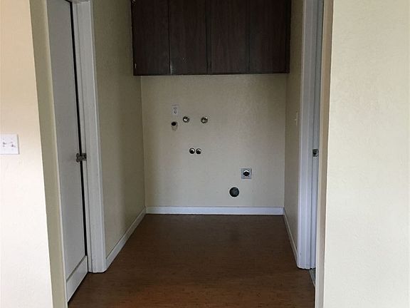 4th image of 801 Sierra Vista Way APT 32