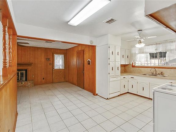5th image of 2914 Lakehurst Ave