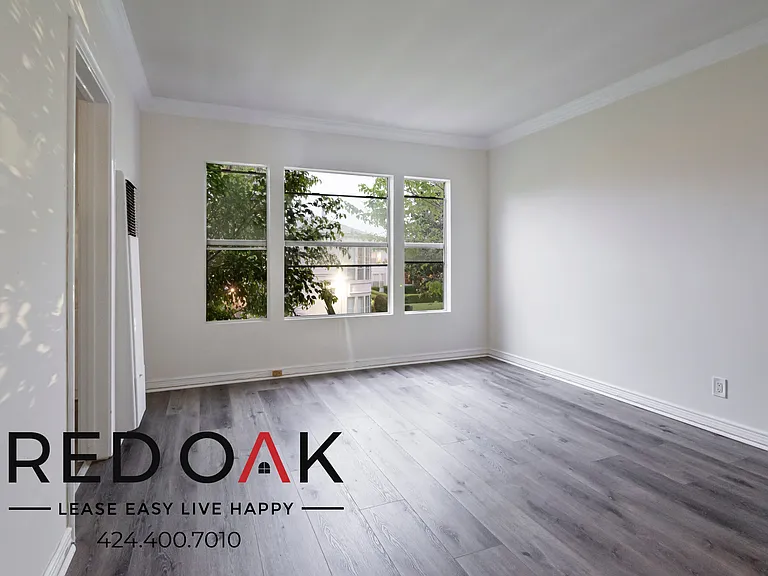 5146 Clinton St #2 — Photo 5