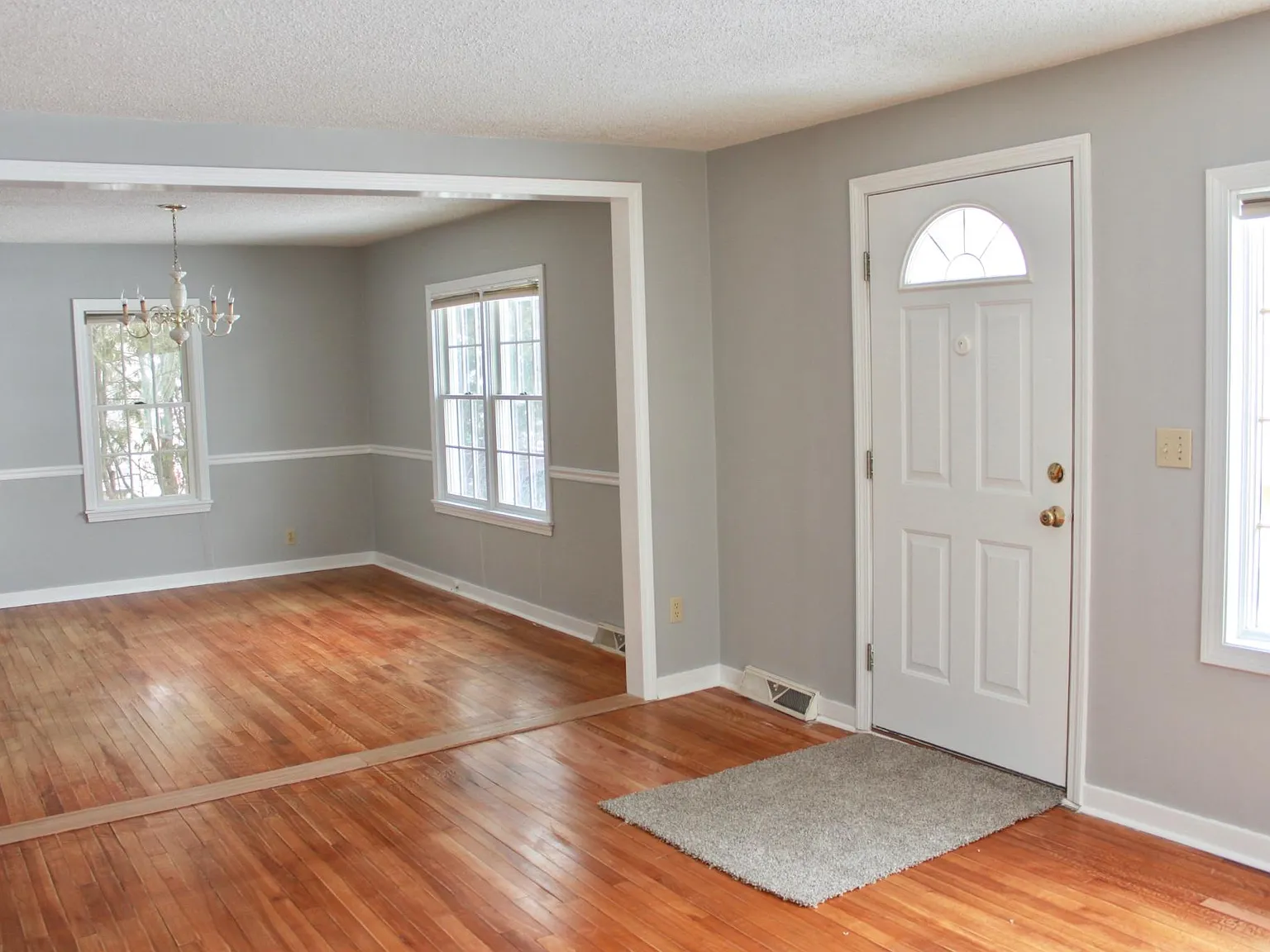 3 bed, 1704 sqft, $2,650 — Photo 3
