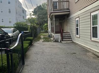 25 Sutton St, Mattapan, MA 02126