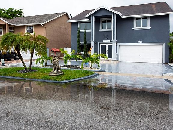 3rd image of 9710 SW 13th St