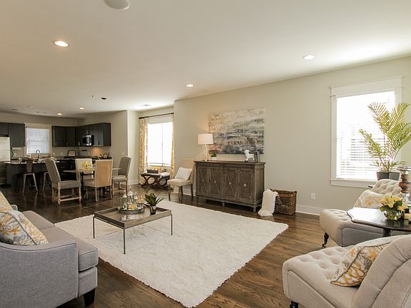 2nd image of 615 Chesterfield Way