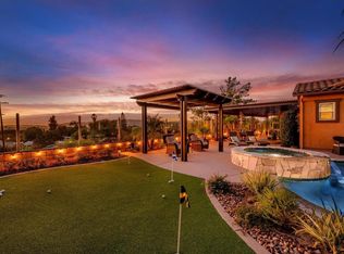 207 Clayton Parkinson Ct, Fallbrook, CA 92028