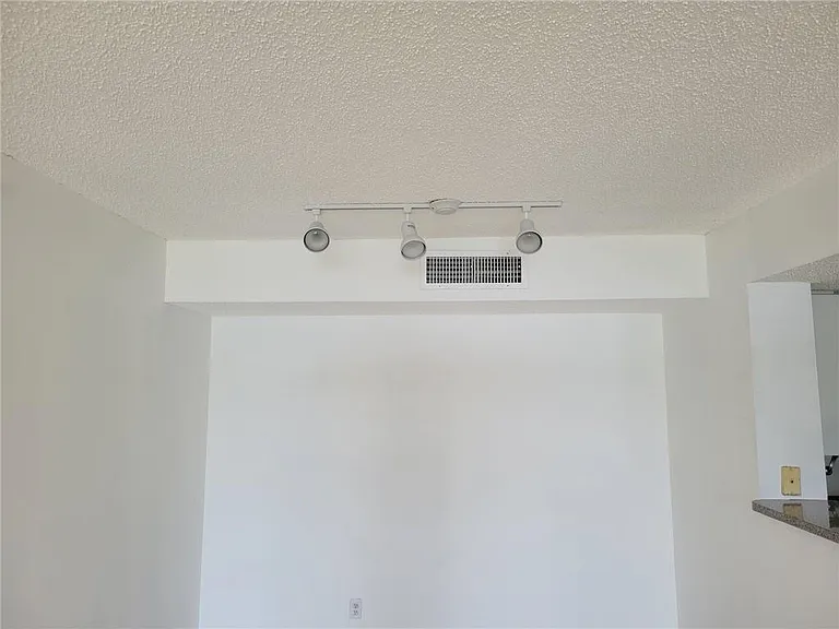 5005 Wiles Rd #108 — Photo 18