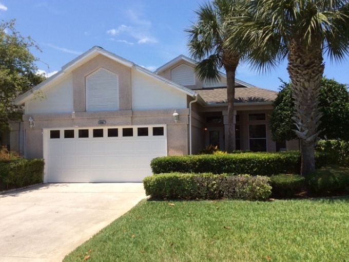 HOA Maintains Exterior