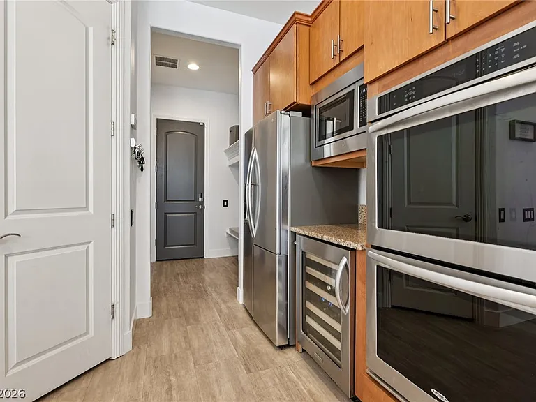 2341 Martinique Ave — Photo 27