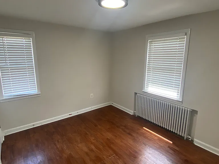 47 Emma Pl #2B — Photo 5