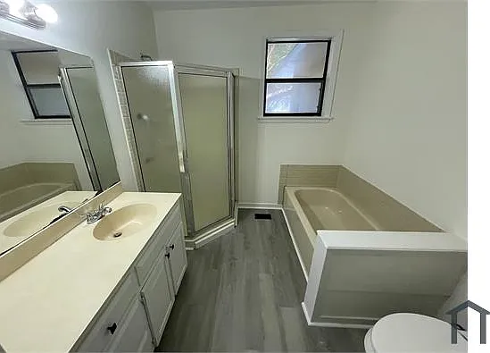 3147 Shirley Dr — Photo 3