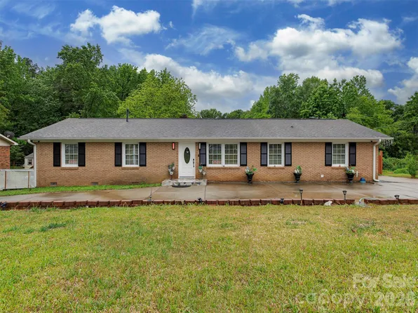 8428 Anette Ave, Mint Hill, NC 28227