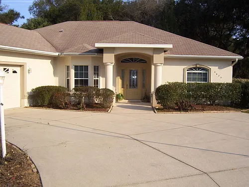 2675 N Canterbury Lake Dr Photo 1