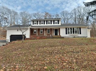 14 Summit Brook Rd, Tuxedo Park, NY 10987