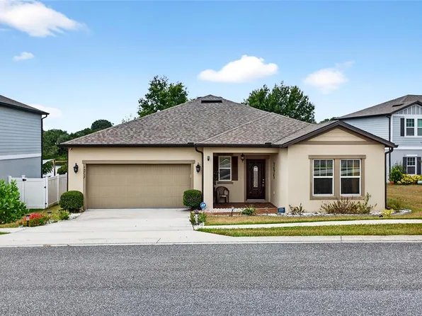 15737 Pine Siskin Loop, Mascotte, FL 34753