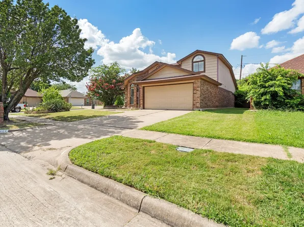 601 Oakland Hills Dr, Arlington, TX 76018