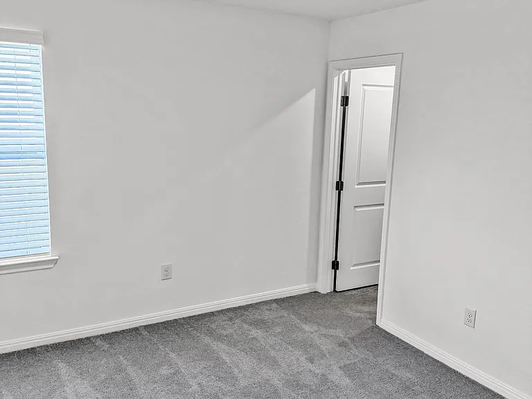 5800 Beverly Prairie Rd — Photo 18