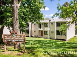 1109 Macarthur Rd #8, Madison, WI 53714