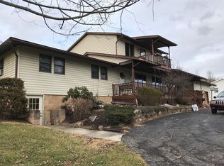 381 Mattern Rd, Hollidaysburg, PA 16648