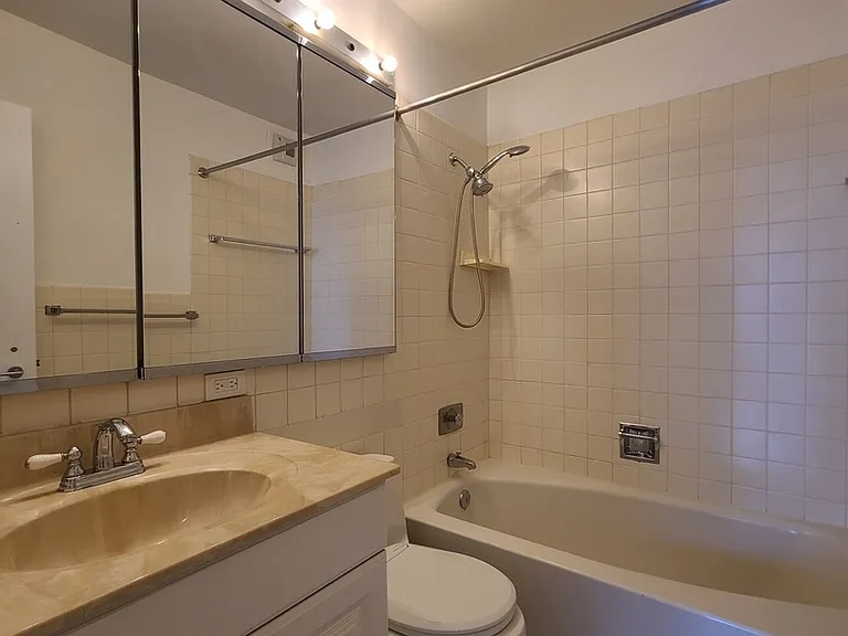 1310 N Ritchie Ct #6D — Photo 18