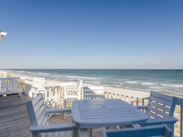 403 Dolphin Ct, Kure Beach, NC 28449