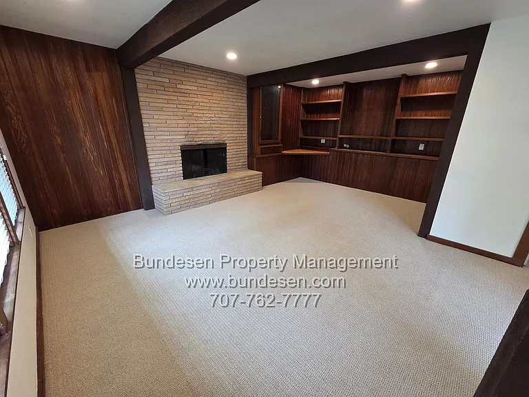 628 Canyon Rd — Photo 2