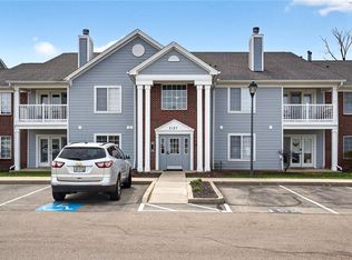 3127 Alexander Pl APT 101, Beavercreek, OH 45431
