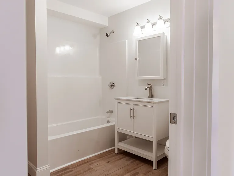 71 Friend St #1R — Photo 3