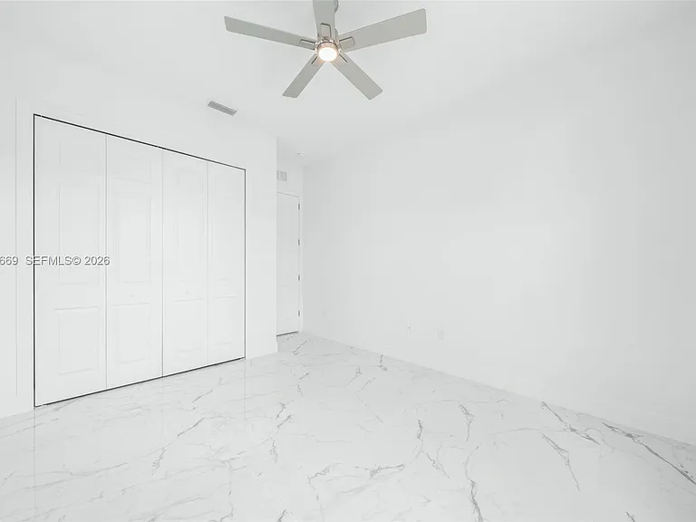 1025 Greenway Ter — Photo 23