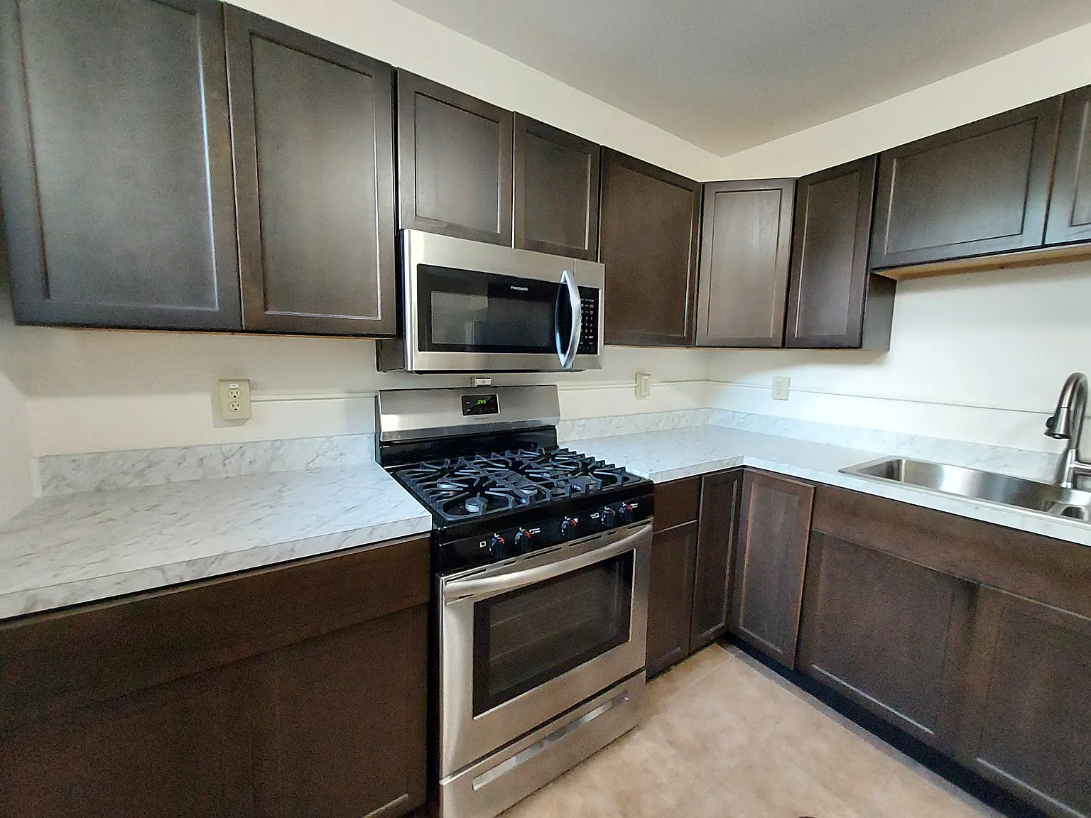 307 Stewart Avenue - 2 — Photo 3