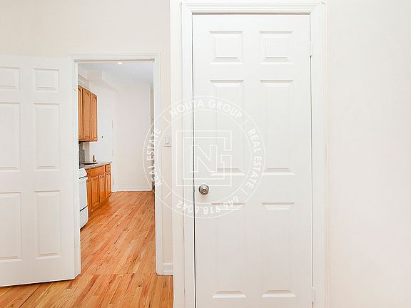 4th image of 140 Eldridge St APT 2