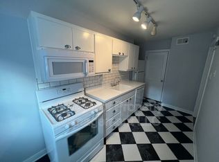 4532 Broadway Blvd #2S, Kansas City, MO 64111