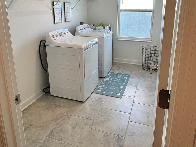 5037 Bessie Ct — Photo 33