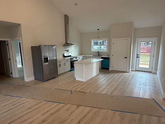 2nd image of 326 White Ave